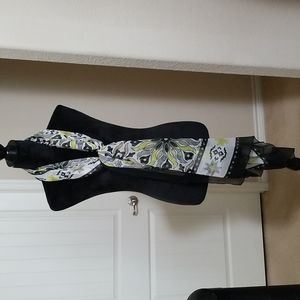 Lovely multi color fashion scarf